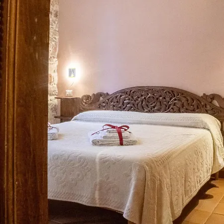 S'asilo Boutique - North Sardinia - Village Bed & Breakfast Banari