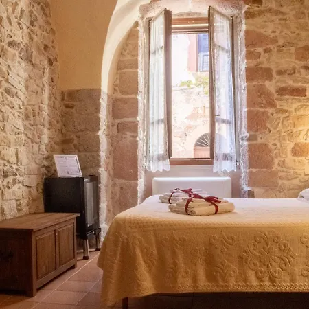 Bed & Breakfast S'asilo Boutique - North Sardinia - Village 3*
